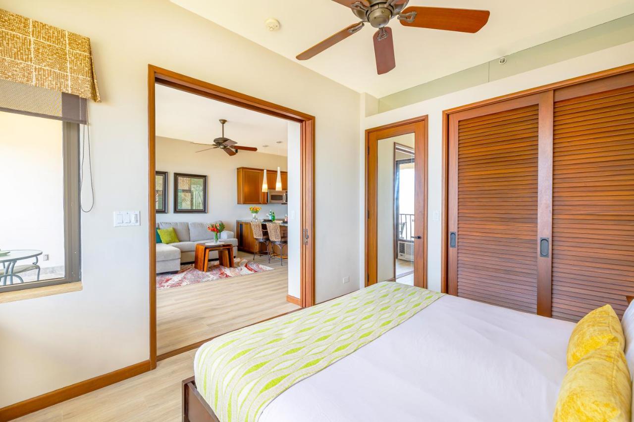 Upscale Penthouse With Ocean Views - Free Parking Apartamento Honolulu Exterior foto