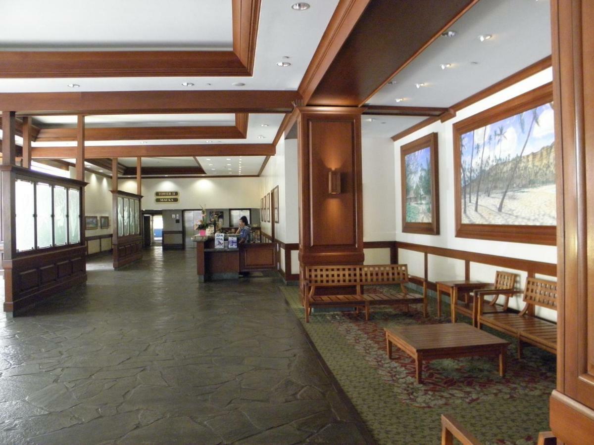 Upscale Penthouse With Ocean Views - Free Parking Apartamento Honolulu Exterior foto