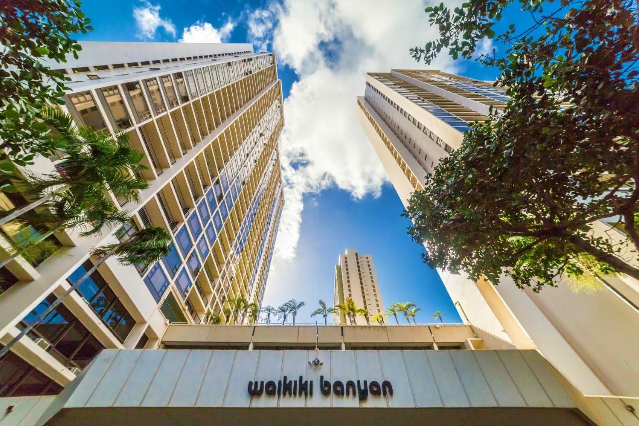 Upscale Penthouse With Ocean Views - Free Parking Apartamento Honolulu Exterior foto